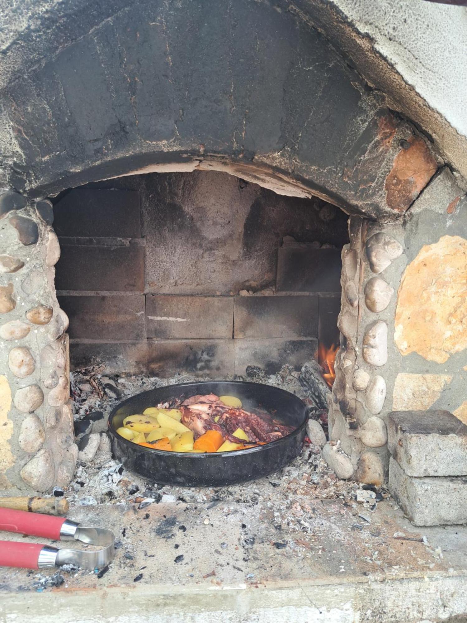 Apartmani Ana-Lora Lopar Εξωτερικό φωτογραφία